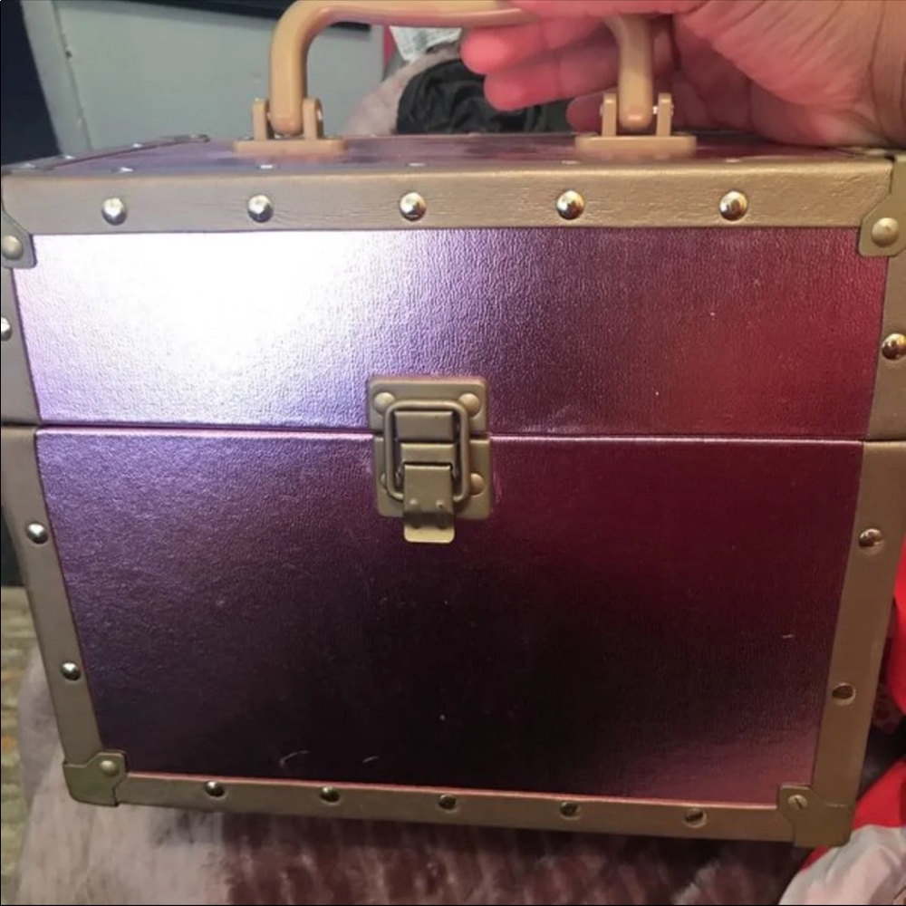 Make Up Box